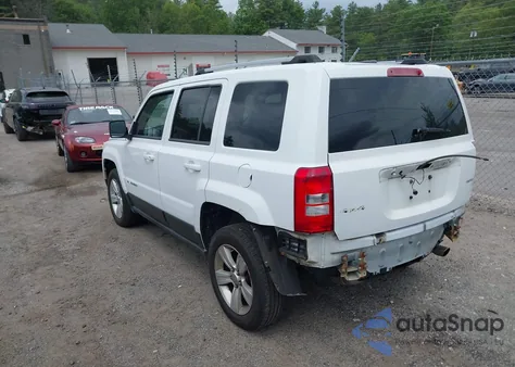 2012 Jeep Patriot Limited z USA, uszkodzony, nr VIN 1C4NJRCBXCD512964